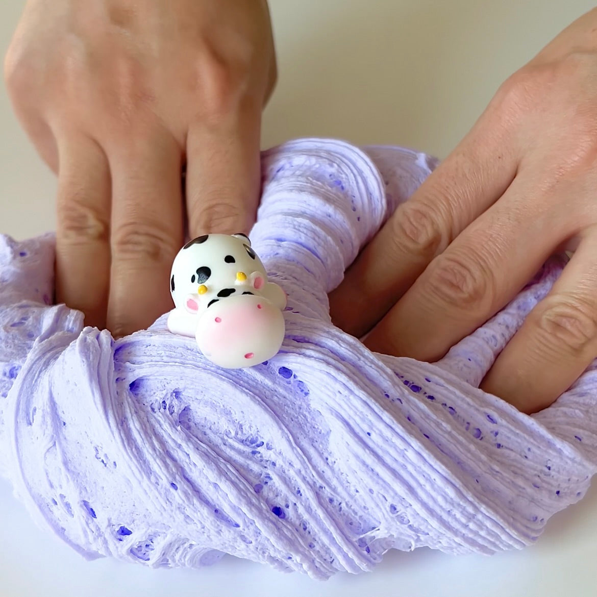 MOO MOO COTTON CANDY PUFF