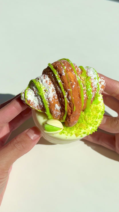 PISTACHIO CROISSANT